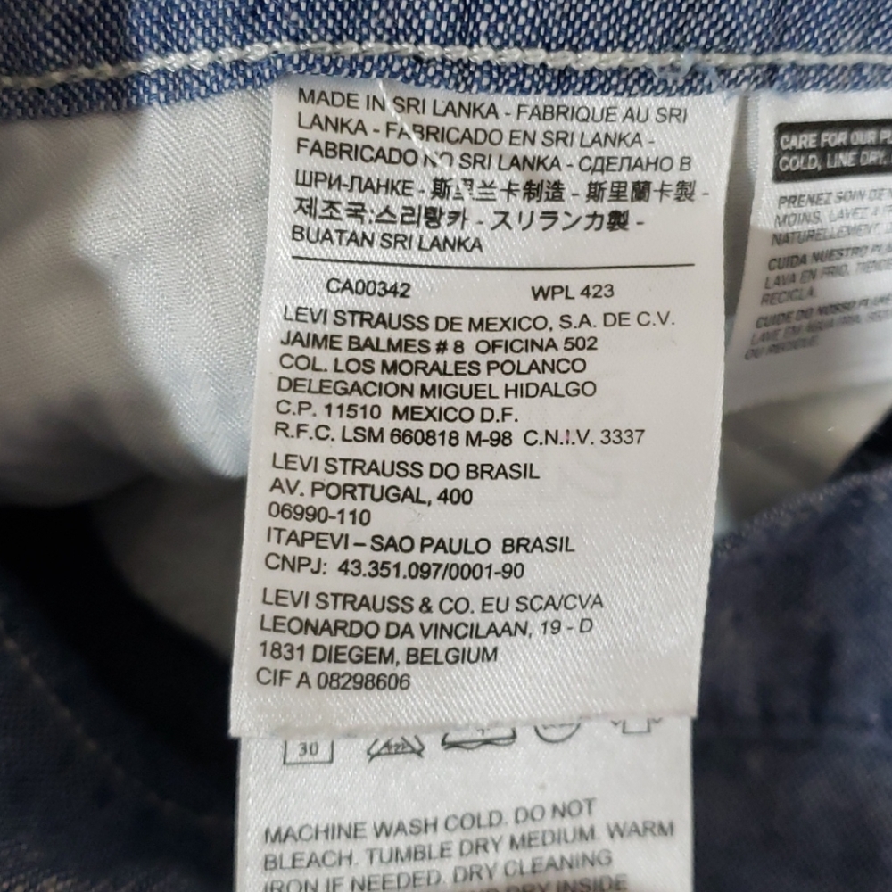 3💋for $35  Levi Boyfriend Linen Short Jeans - Picture 5 of 13